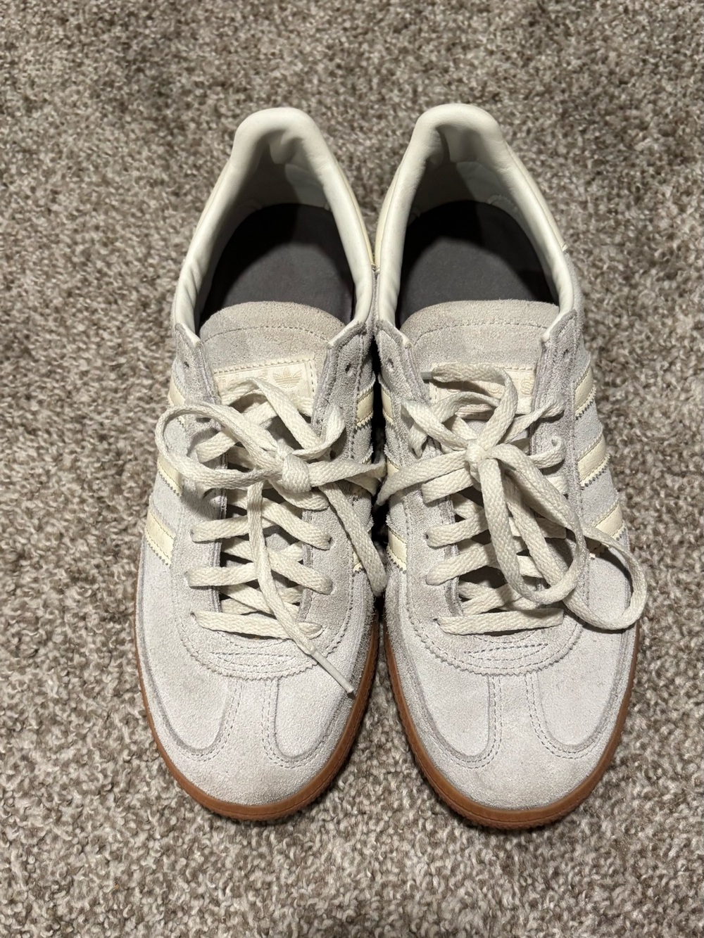 👟 adidas Spezial Women’s Suede Trainer Gray Off-White Gum Sole sneakers